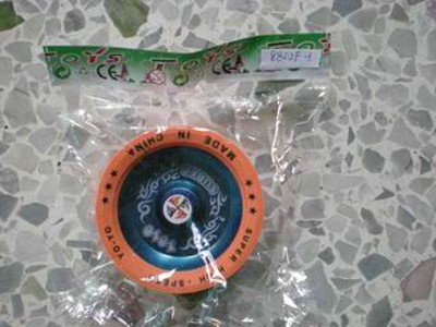 DIE CAST YOYO,