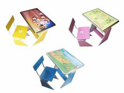 CHILDREN DESK .BOX,