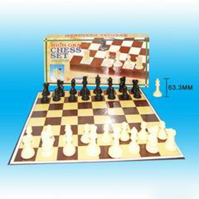CHESS SET,