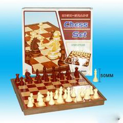CHESS SET,