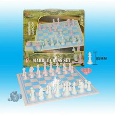 CHESS SET,