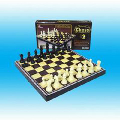 CHESS SET,
