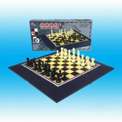 CHESS SET,