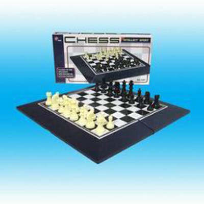 CHESS SET,