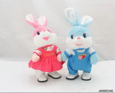 B/O SINGING AND DANCING PLUSH DOLL,