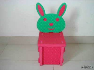 CHAIR PUZZLE,