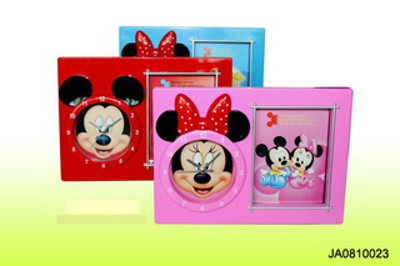 CLOCK AND PHOTO FRAME,
