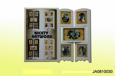 CLOCK AND PHOTO FRAME,