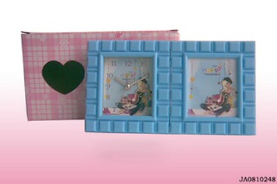 CLOCK AND PHOTO FRAME,