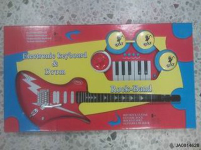 MUSICAL INSTRUMENT SET,