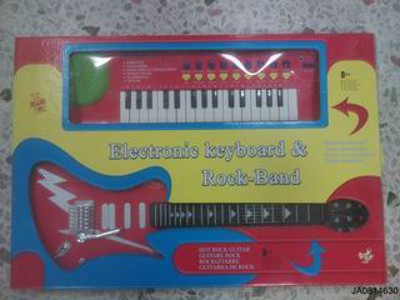 MUSICAL INSTRUMENT SET,