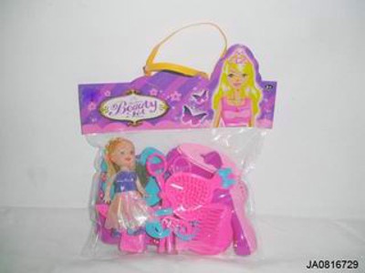 COSMETIC SET W/DOLL,