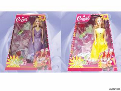 COSMETIC SET W/DOLL,