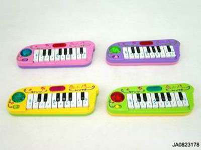10 KEYBOARD ELECTRONIC ORGAN W/1 LIGHT,