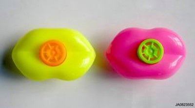 WHISTLE,