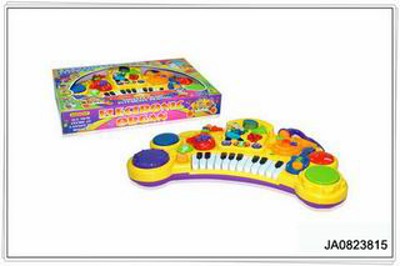 ELECTRONIC ORGAN W/MUSIC,MICROPHONE,