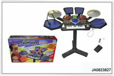 ELECTRONIC ORGAN W/MUSIC,