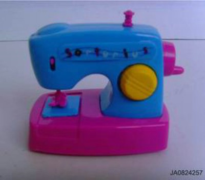 WIND UP SEWING MACHINE,