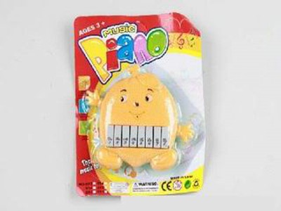 ELECTRONIC ORGAN W/MUSIC,