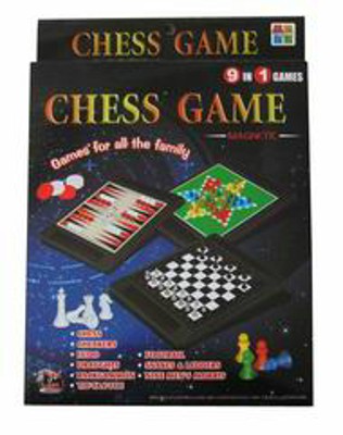 CHESS SET,