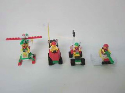 ASSEMBLY BLOCKS CAR,