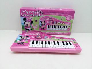 MINNY ELECTRONIC ORGAN W/MUSIC & LIGHT,