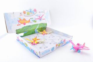 WIND UP TOY,