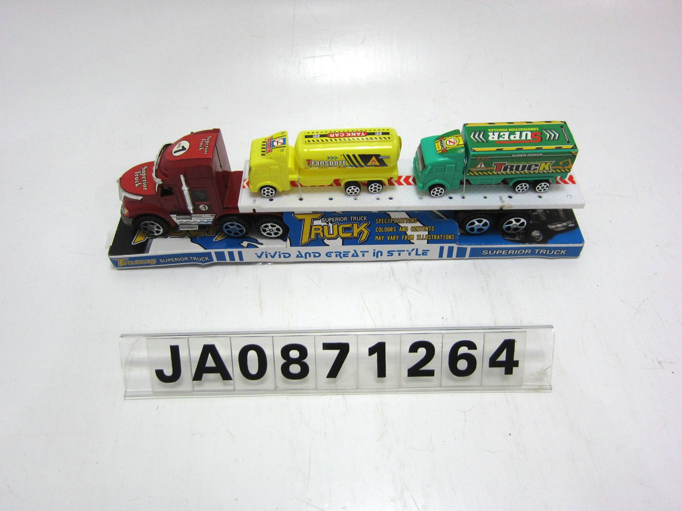 TRUCK W/2 PCS OIL CAR,