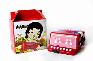 ACCORDION,