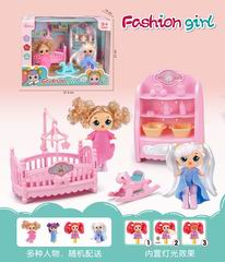 PLAY HOUSE DOLL W/LIGHT,