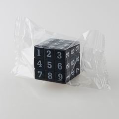 3.5CM MAGIC CUBE,