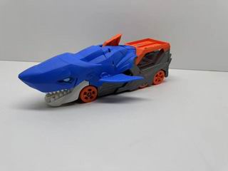 CATAPULT SHARK CAR,