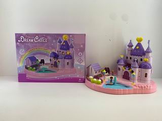 MAGNETIC CASTLE SET W/LIGHT & MUSIC,