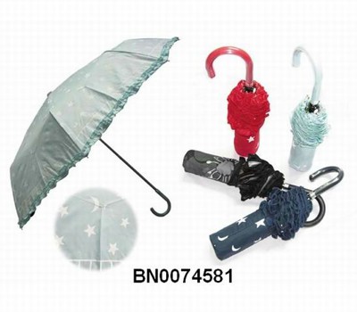 3 FOLDED UMBRELLA.CLOTH BAG,