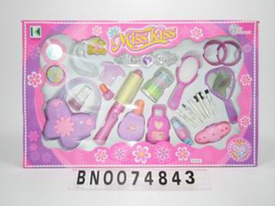 PRETTY SET. W/B,