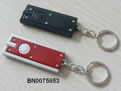 LASER KEYCHAIN 2 IN 2 W/2PCS BATTERY,PLASTIC BODY,PRODUCT SIZE IS 6*2.4*0.8cm;UNIT WEIGHT IS 13G.PPB,