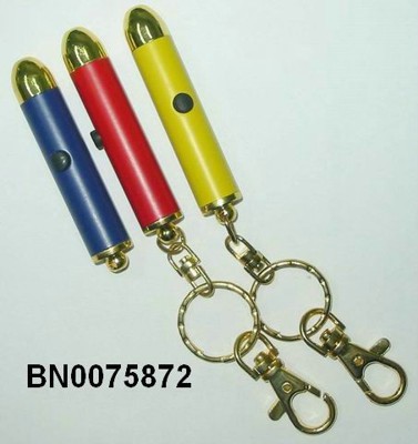 KEYCHAIN W/LASER,LIGHT,3PCS BATTERY,PRODUCT SIZE IS 13.7*1cm,WEIGHT IS 24cm.OPPB,