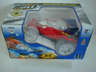 4 CHANNEL R/C CAR . W/B,